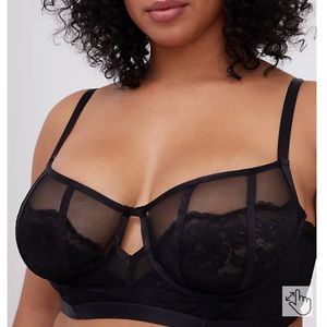 NWT torrid black velvet bralette size 5